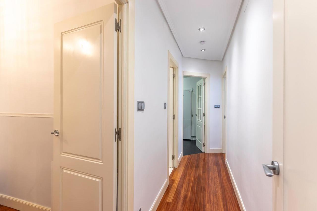 Apartamento La Alameda De Indautxu Bilbao Eksteriør bilde
